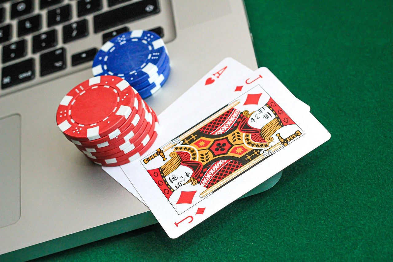 Tampilan Tabel Hadiah blackjack live megatoto dengan dealer profesional